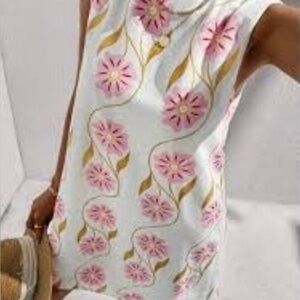Commense Floral Sleeveless Dress with Pink and Tan Accents Size small